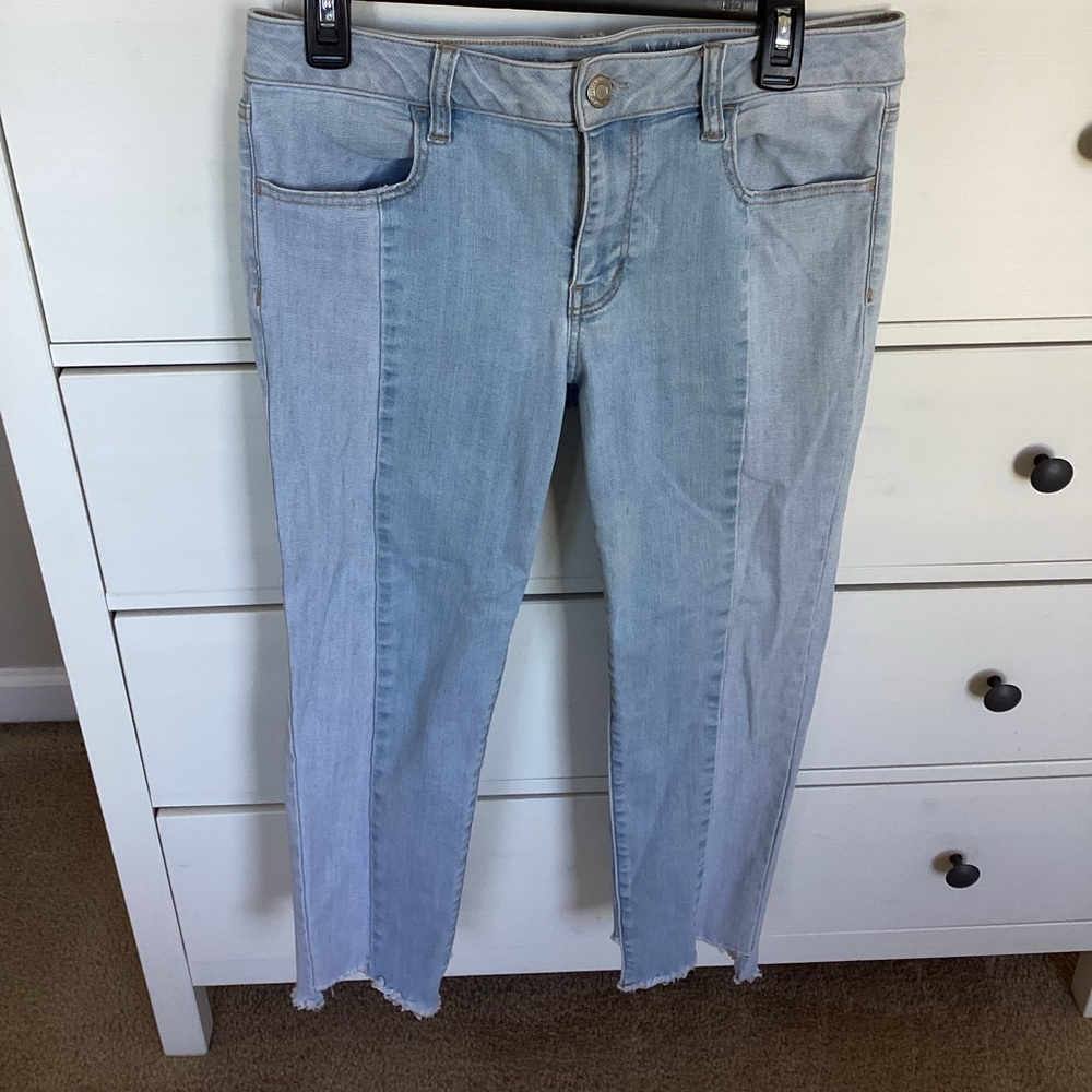 American eagle, stitch skinny capri jeans.